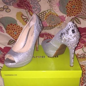 Gianni Bini Merri 4 in. Silver Heels
